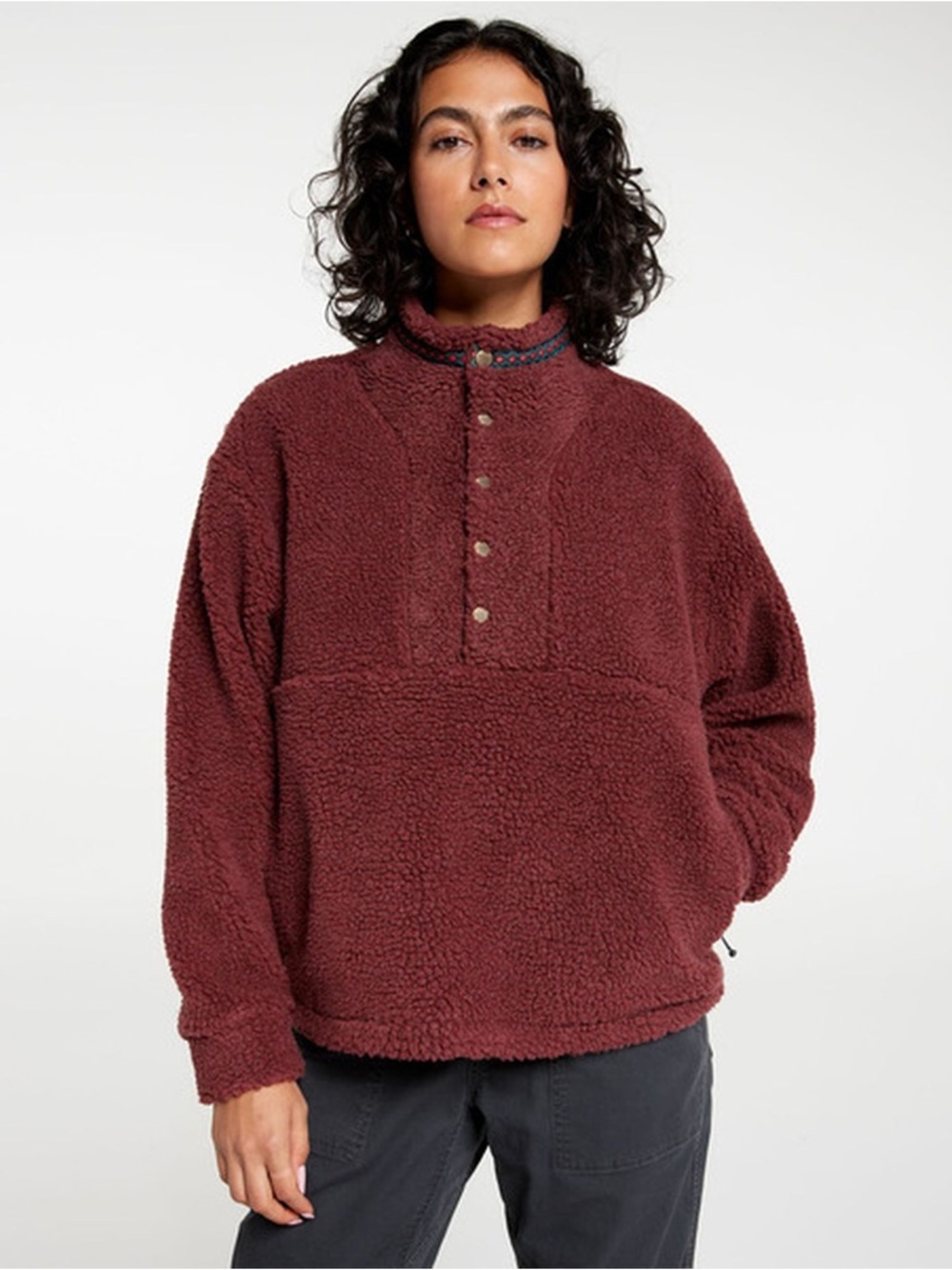 Alpine Design Women's Burgundy Sherpa Pullover Jacket
